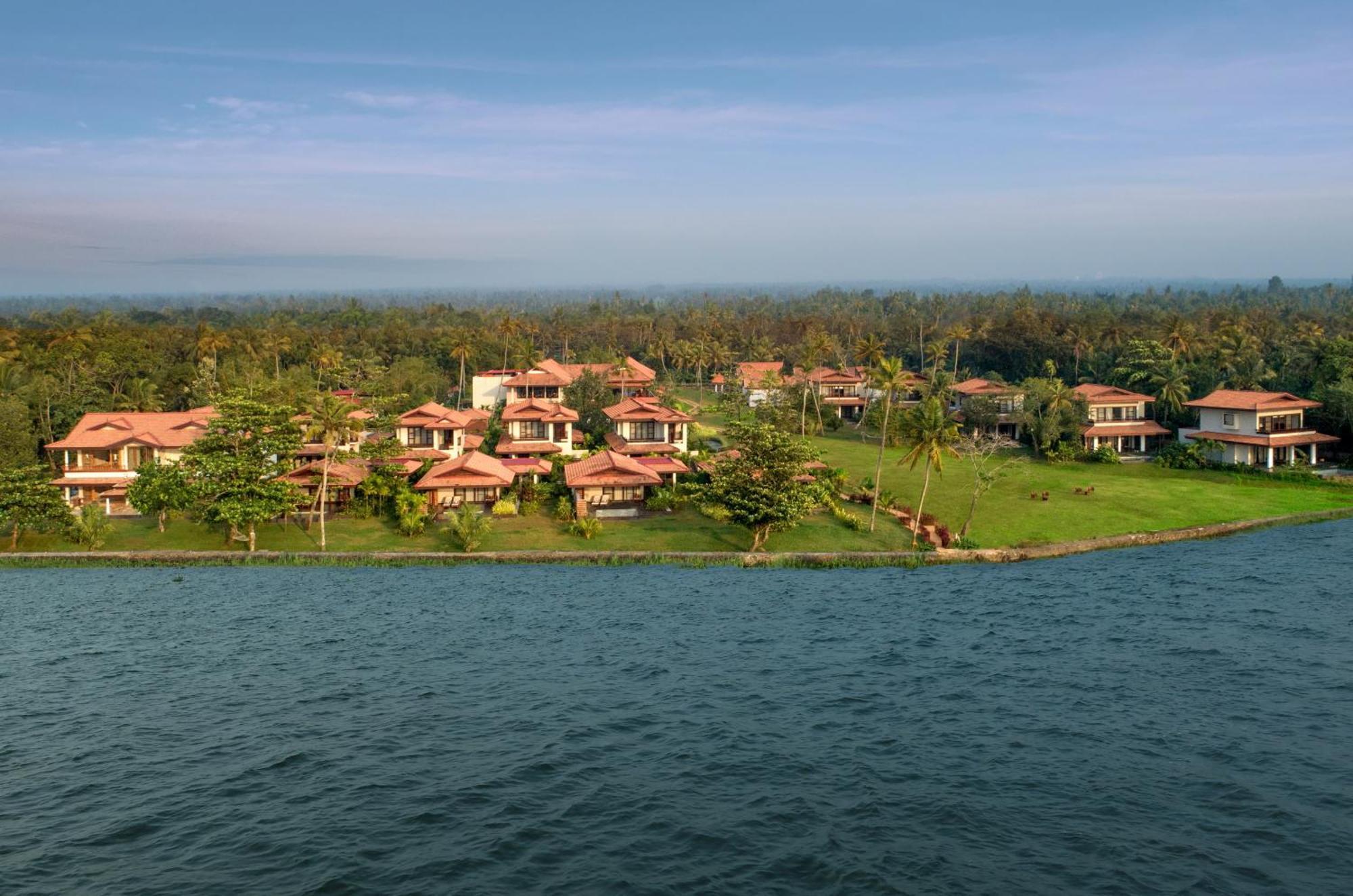 Niraamaya Wellness Retreats Backwaters And Beyond Kumarakom Exteriör bild