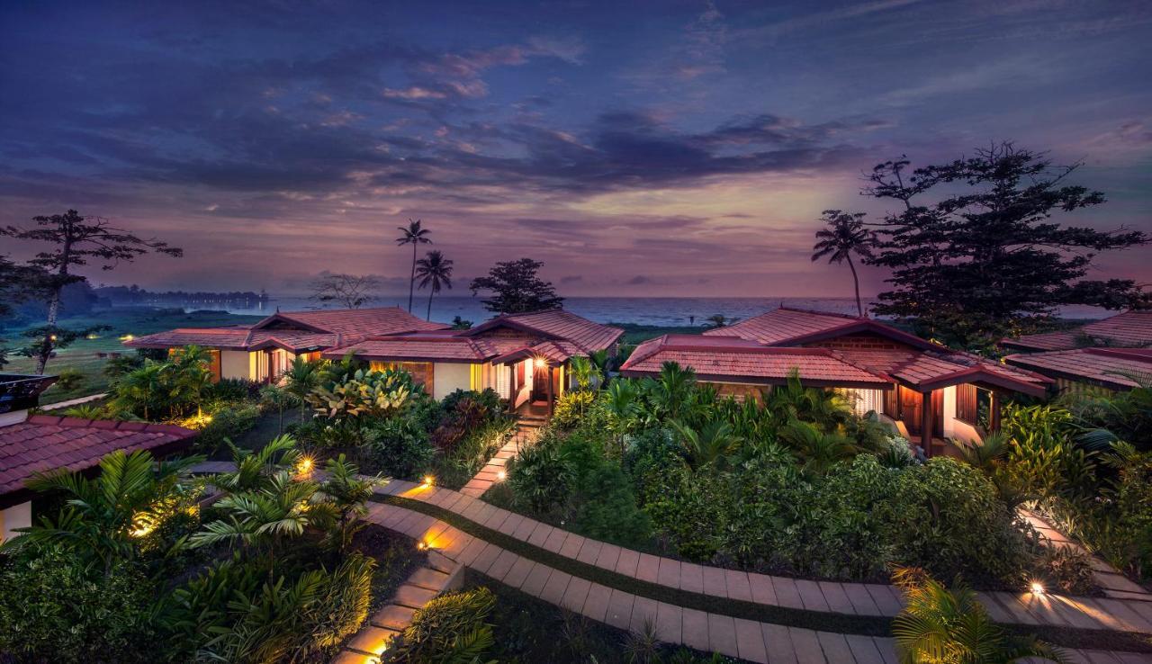 Niraamaya Wellness Retreats Backwaters And Beyond Kumarakom Exteriör bild