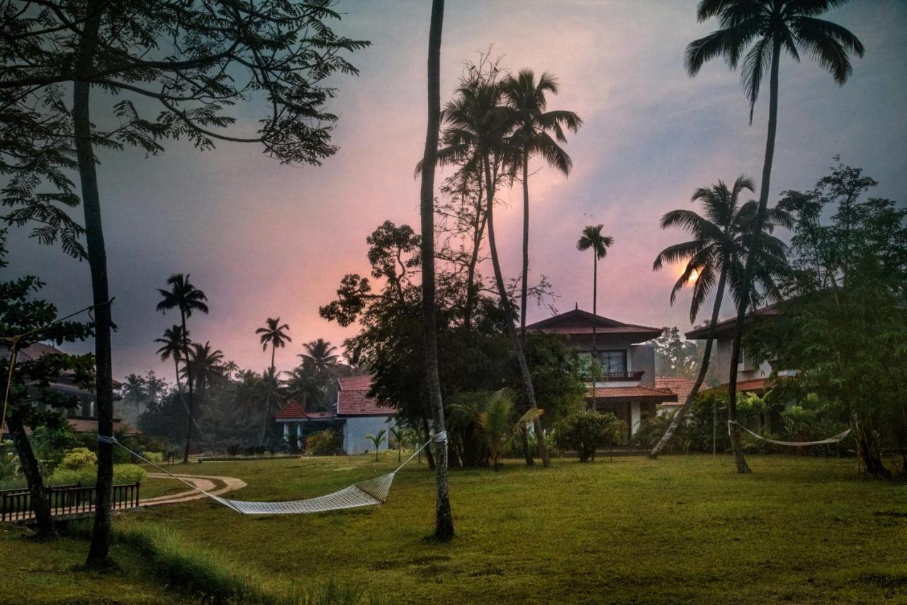 Niraamaya Wellness Retreats Backwaters And Beyond Kumarakom Exteriör bild