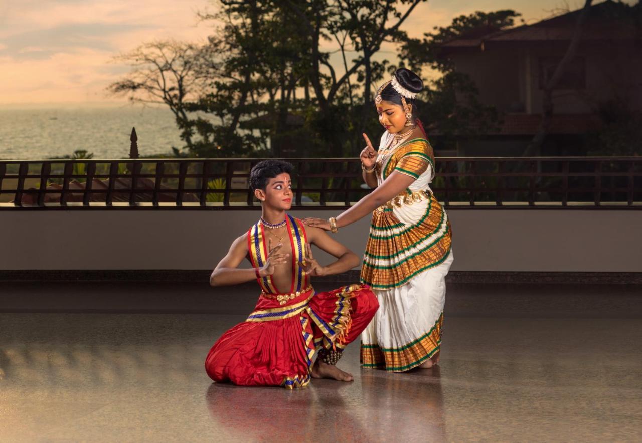 Niraamaya Wellness Retreats Backwaters And Beyond Kumarakom Exteriör bild