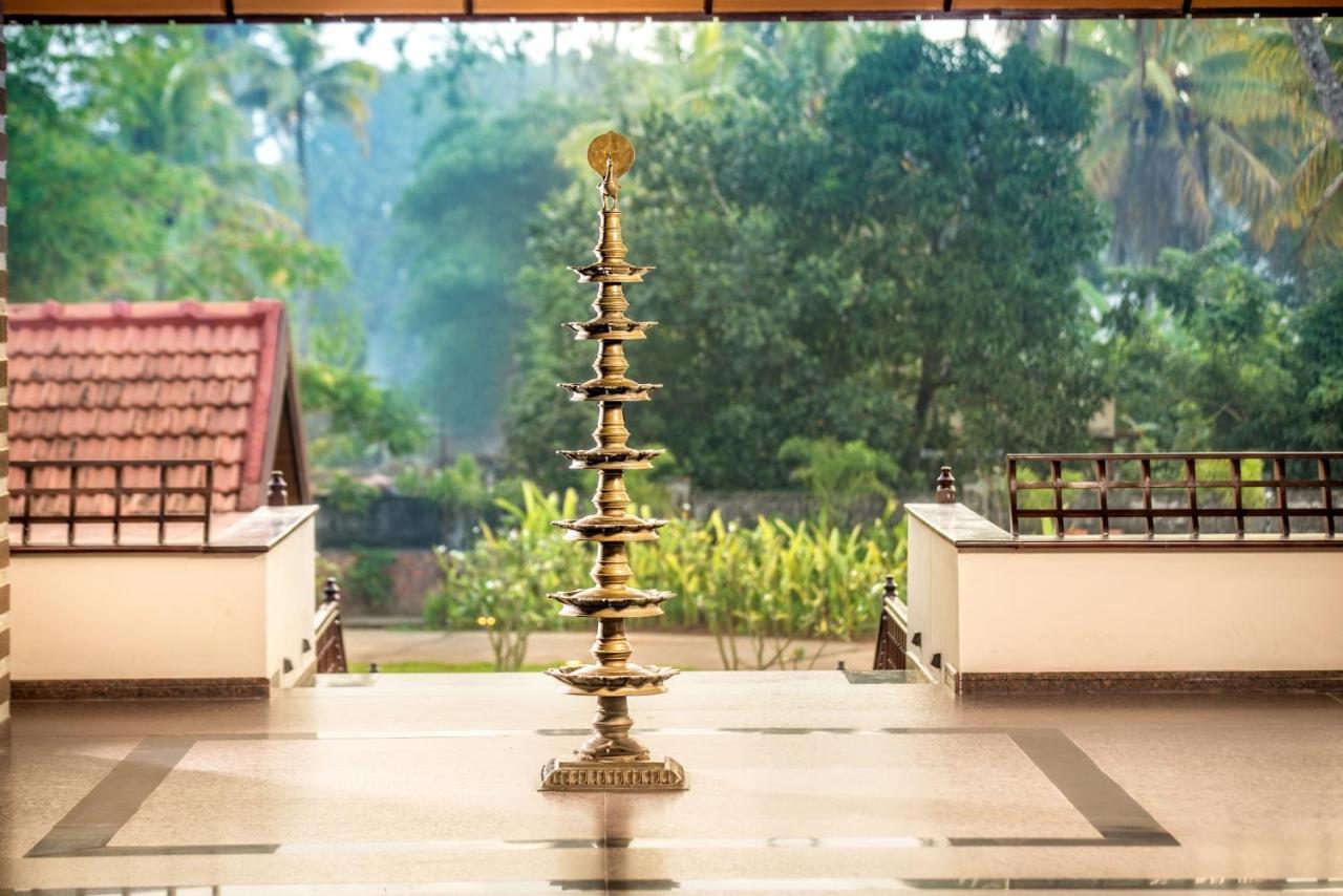 Niraamaya Wellness Retreats Backwaters And Beyond Kumarakom Exteriör bild